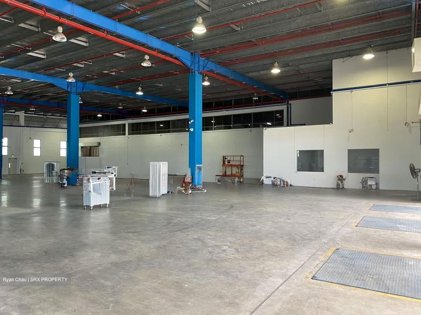 Upper Changi Road North (D17), Warehouse #633892761